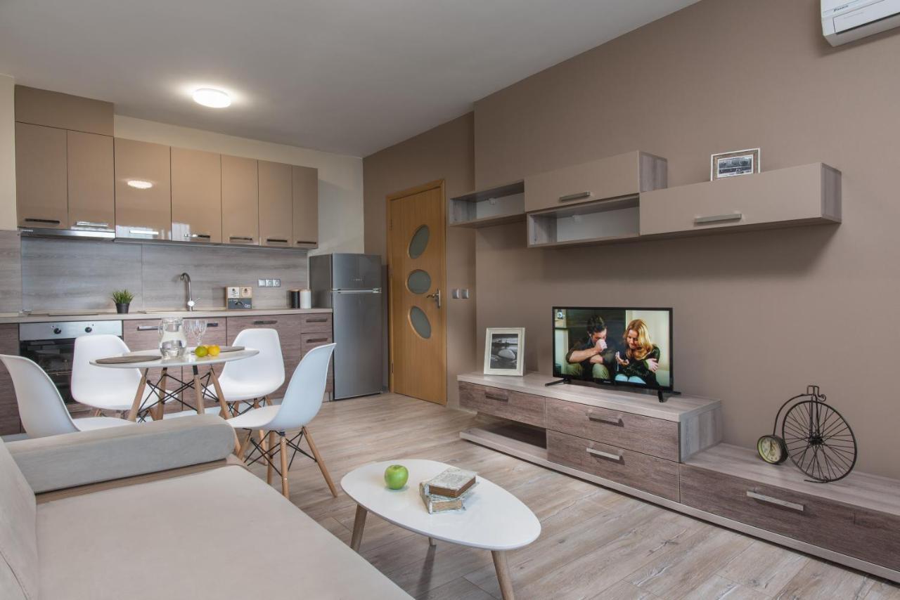 Miraggio Holiday Apartments Pomorie Exteriér fotografie