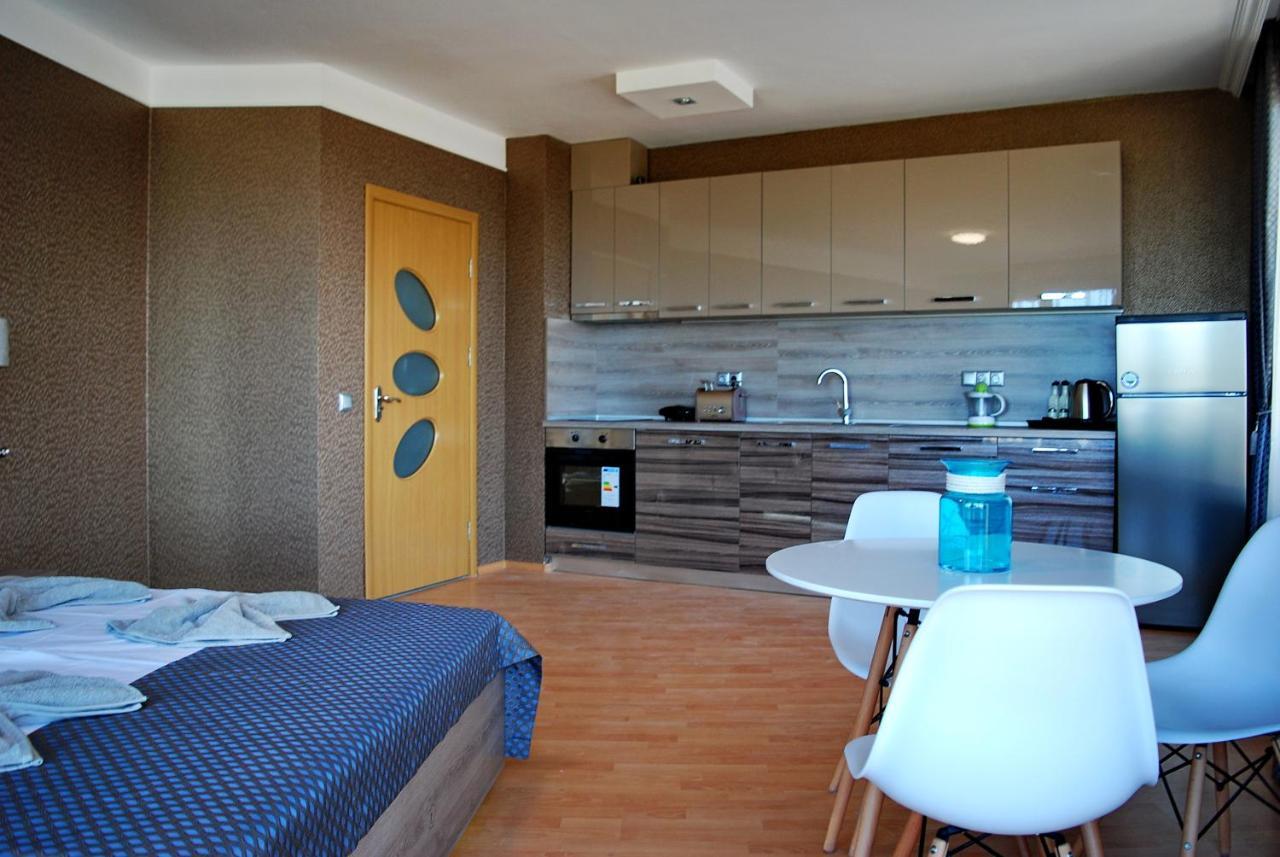 Miraggio Holiday Apartments Pomorie Exteriér fotografie